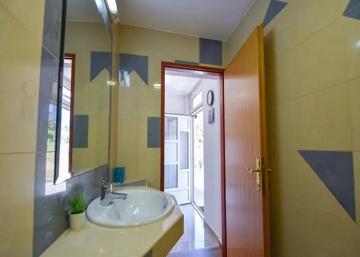 아파트 Jaklin - With Balcony And Sea View 라브