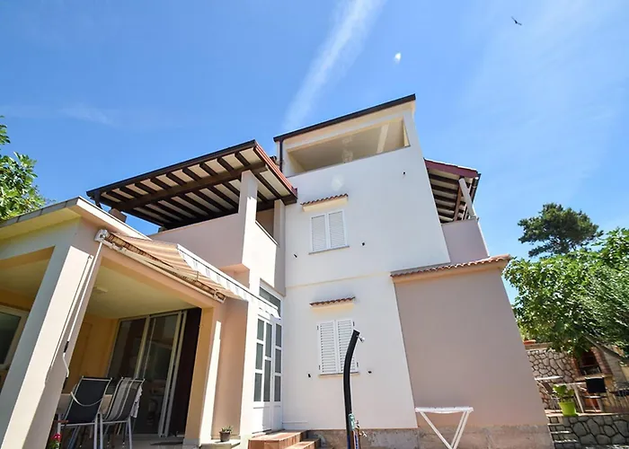 Jaklin - With Balcony And Sea View Apartament *